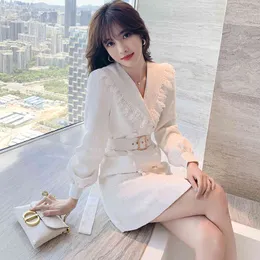 Temperament Ol White Dress autumn new style lapel collection waist double-row buckle long sleeve sister skirt 210412