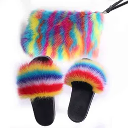 Kvinna skor fluffiga plysch tofflor söta faux räv glidor kvinnor furry handväska damer päls flip flops crossbody bag set c0330