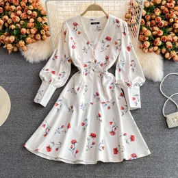 Dorywczo sukienki Aibeautyer Lato Floral Print Puff Sleeve Lady Dress a Line Pełna pojedyncza Szyfonowa Szyfonowa V Neck Women