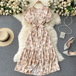 Summer vintage Puff Sleeve Lace up Waist V-neck Floral Dress for womens High Ruffle Midi print long vestidos 210420