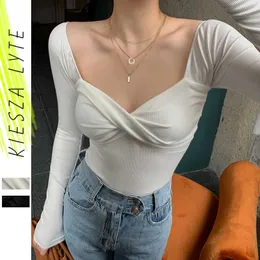 French Vintage Knit Blouse Spring Sexy Solid Color Black White Twist Long Sleeve T Shirt ladies Crop Tops Tee 210608