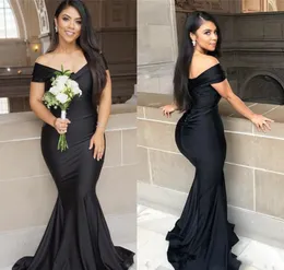 Black Mermaid Long Bridesmaid Dresses 2021 Plus Storlek av axelgolvlängd Trädgård Maid of Honor Wedding Party Guest Gown