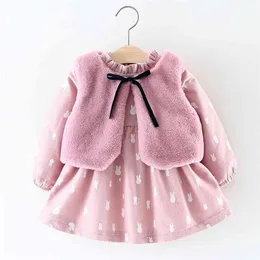 女の子のスーツの子供たちの服の秋と冬の毛皮のベスト+プリンセスパーティー漫画ベルベットのドレス2本の暖かい赤ちゃんキッズガール服210625