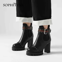 Sophitina Women's Ankleブーツ足首バックルプラットフォーム滑り止めソールブラックセクシーハイヒール調整可能なブーティー女性の靴Po736 210513