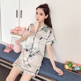 Summer Silk 3d Printed 2020 Short Sleeve Shorts Suit Womens Tracksuit Sweet Girls Sleepwear Students Casual Younger Pajamas Set X0526