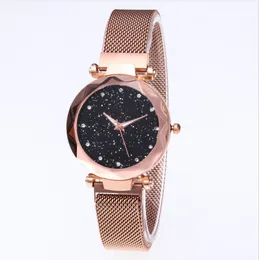 Großhandel Diamant Sternenhimmel Himmel Schöne Quarz Womens Uhr Damen Uhren Fahsion Frau Casual Rose Gold Armbanduhren