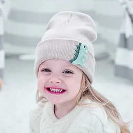 幼児かわいい漫画パターン編み物ウール帽子秋と冬の柔らかい暖かい幼児の帽子ヘアアクセサリー子供の写真小道具