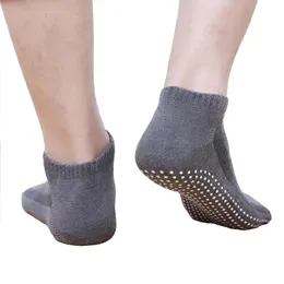 Meias masculinas 3 pares de algodão não deslizante redondo dedo do dedo do pé anti-skid masculino esportes de baixo corte para ginástica pilates trampolim