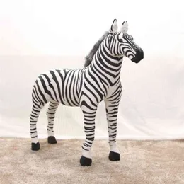 90 cm Büyük Güzel Ayakta Zebra Canlı Simüle Dolması Hayvanlar Sürüş Model Çocuklar Dağı Decorat Peluş Bebek Çocuk Oyuncak Hediye 210728