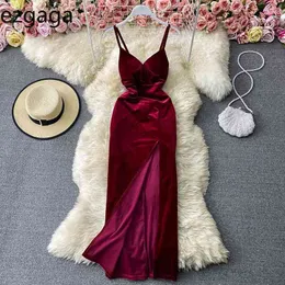 Ezdgaga Vinatge Spaghetti Pasek Sukienka Kobiety V-Neck Bez Rękawów Split Solidne Eleganckie Sexy Adies Bodycon Dress Dresses Vestidos 210430