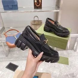 Le scarpe formali da donna pigre vestono la piattaforma in pelle spessa anguilla tacco alto 5,5 cm qualità taglia 35-40