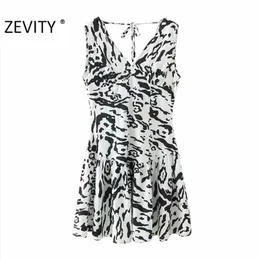 Kobiety Sexy V Neck Animal Texture Print Bez Rękawów Kamizelka Mini Dress Lady Leopard Vestido Chic Hem Pleats Dresses DS4521 210420