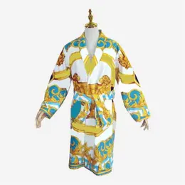 Classic Unisex Bath Robe Barock Palace Mönster Badrock med Bälten Män Kvinnor Sömnt Nattrockar Vår Höst Par Designer Sleepwear