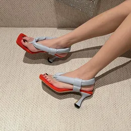 Sandaler Pzilae 2021 Sommar Kvinnor Sexig Heel Square Toe Thong Woman Fashion High Quality Pu Med Heels Ladies Shoes