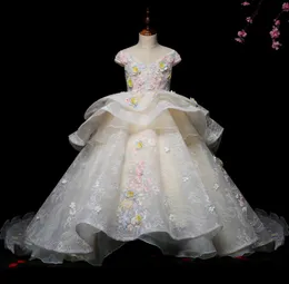 Vintage Koronki Appliqued Pagews Suknie Z Długi Ogon Balowy Suknia Kwiat Girl Dress Floral Sweep Train Kid First Communion Suknie 2021