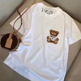 Damtröjor T-shirts Ny sommar T-shirt flockad tredimensionell tecknad björnbokstavsbroderi lösa korta ärmar för män och kvinnor