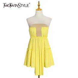 TWOTWINSTYLE Patchwork Casual Off Shoulder Vests For Women Sleeveless Asymmetrical A Line Female Vest Fashion Summer 210517