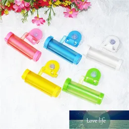 5 Colors Creative Rolling Squeezer Toothpaste Dispenser Tube Partner Sucker Hanging Holde distributeur dentifrice 1 PCS