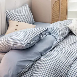 Conjuntos de ropa de cama Cama de estilo japonés de cuatro piezas Ins Wind Sheet Funda de edredón Dormitorio de tres piezas Individual 4 piezas