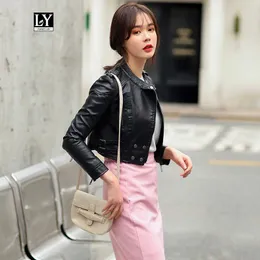 Ly Varey Lin Spring Women Faux Soft Leather Short Jacket Casual Zipper Biker Coats Kvinna Slim Black PU Ytterkläder 210526
