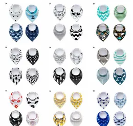 100pcs Baby ins Fox BIBS BURP ZBIERNIE 28 Projekty Bandana Infant Saliva Triangle Nowonarodzony kreskówka