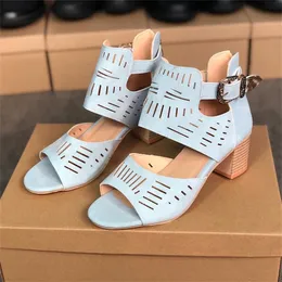 2021 Designer Women Sandal Summer Dress High Heel Sandals Black Blue Party Beach Sandals with Crystals Outdoor Casual Shoes Top Quality W10