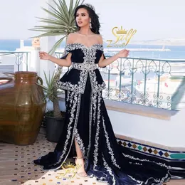 Black off Shoulder Prom Dresses with Peplum Luxury Lace Applique Saudi Arabic Moroccan Kaftan Outfit Karako Evening Gowns