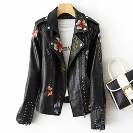 2023 Autumn Winter Women's Pu Leather Jackets Punk Motorcykelcyklist Broderi Print Zip Rivet Beading Woman's Coats Spliced ​​Short Outerwear BK004