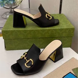 Сандалии дизайнерские летние туфли на высоком каблуке выходят одна линия тапочки подкова модный стиль открытый носок универсальная женская обувь g236