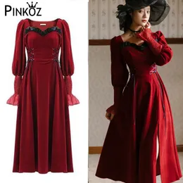 Victorian Square Collar Långärmad Elegant Röd Höst Vinter Velvet Midi Dress för Kvinnor Ruched StrawString 210421