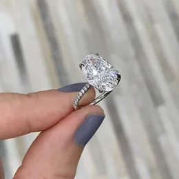 الفخامة 925 الجنيه الفضي خواتم الزفاف الفضية إصبع 4CT الخاتم الماسي البيضاوي للنساء مجوهرات الخطوبة