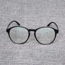 Mode lunettes de soleil cadres femmes rétro lunettes cadre Vintage marque Desinger dames optique clair lentille lunettes ovale Nerd fête