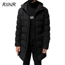 Riinr Winter Cotton-Paddedジャケットミッドレングスコットンパッドドジャケット韓国の男性厚い暖かいメンズダウンパッドドジャケットフード付きコート211103