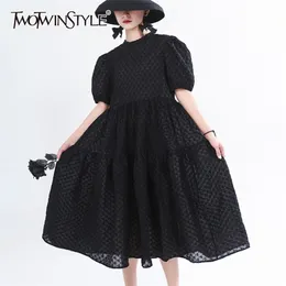 Vintage Polka Dot Kobiety Dress O Neck Puff Krótki Rękaw Wysokowy Talia Ruched Loose Midi Ball Suknie Suknie Kobiet 210520