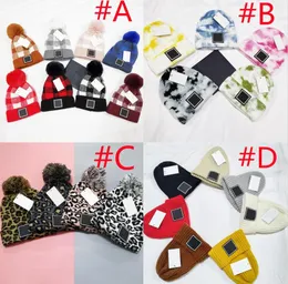 High-end Designer Marka Double Letter Printing Cashmere Beanie Kapelusze Moda Damskie Leopard Drukuj Czapki Czapki Tie-barwnik Mieszany Kolor Zagęścić Ciepły Pompom Wełny Kapelusz