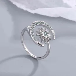 Todorova Ny Trendig Elegant Sweet Sparkling Moon Star Zircon Ringar för Kvinnor Justerbara Bröllop Brud Smycken Tjej Gåvor G1125