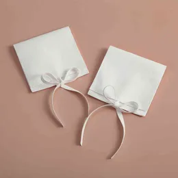 イヤリングのネックレスクリスマスの結婚式の恩恵のための縄的な小さなジュエリー袋の白いマイクロファイバーバッグベルベットのギフトバッグ