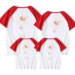 Family Look Abiti coordinati T-shirt Abbigliamento Madre Padre Figlio Figlia Bambini Baby Summer Star Stampa 210429