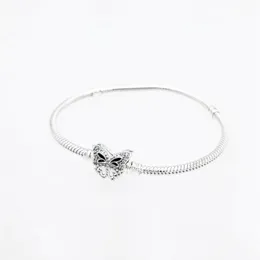 Moments Butterfly Clasp Snake Chain Bracelet Smycken 925 Sterling Silver Armband Kvinnor Charm Pärlor Satser för Pandora med Logo Ale Bangle Födelsedagspresent 590782C01