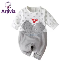 Baby Rompers для родившейся одежды осень зима мальчик девочек комбинезон мультфильм слон печать с длинными рукавами комбинезон 0-12 месяцев 21229