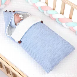 born Baby Boy Girl Pure Color Thicken Zipper Sleeping Bag Clothes Autumn Winter Infant Hold Blanket 210429