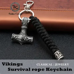 Vintage Handmade Keychain Viking Rune Hammer Car KeyRing Mjolnir Outdoor Mountaineering Survival Braided Rope Men Norse Jewelry G1019