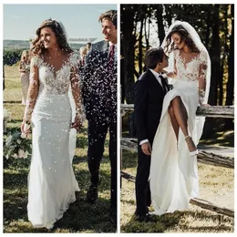 2021 Sexiga Slim Bohemian Bröllopsklänningar Långärmade Lace Appliques Garden Bridal Gowns Anpassad Formell Long Robe de Marie