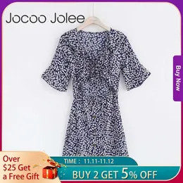 Jocoo Jolee Sexy Kleid Damenbekleidung Sommer Vestidos Deep V Bleistift, figurbetontes Kleid Bell Sleeve Bag Hip Mini Print Button 210619