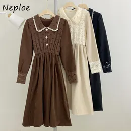 Neploe Elegant Lace Patch Hook Blomma Klänning Kvinnor Hög midja Hip A Line Temperament Vestidos Slå ner Collar Long Sleeve Robe 210423