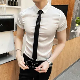 Sommar Tröjor Silk Shiny Slim Short Sleeve Casual Shirt Solid Chemise Homme Streetwear Social Stage Dress Shirts Camisa 210527