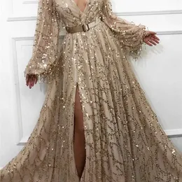 セクシーなスリットゴールドイブニングドレス最新のファッションスパンコールレースドバイサウジアラビア語プロムガウン長袖フォーマルパーティードレス211101