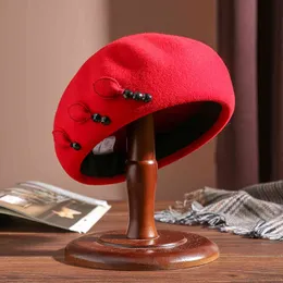 Buta höst vinterbjörn kvinnors brittiska ullfilt hatt mode nagelpärla elegant topp pt1050