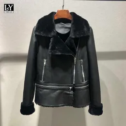 Ly Varey Lin Winter Women Motocicleta Zipper Hem Destacável Outerwear Engrossar Faux Leather Couro Casacos De Pele Capitais 210526