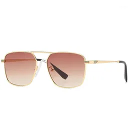 Sunglasses 2021 Mulheres Do Vintage Design Da Marca Óculos De Sol Uv400 Moda Legal Metal Estilo Piloto Gradiente 7182